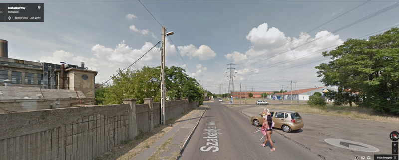 Illustration for article titled Hol látni egy utcaszakaszon ennyi kurvát a Google Street Viewban?